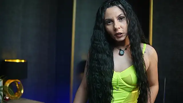 GiaEasyIce online show from February 8, 2026, 9:51 pm