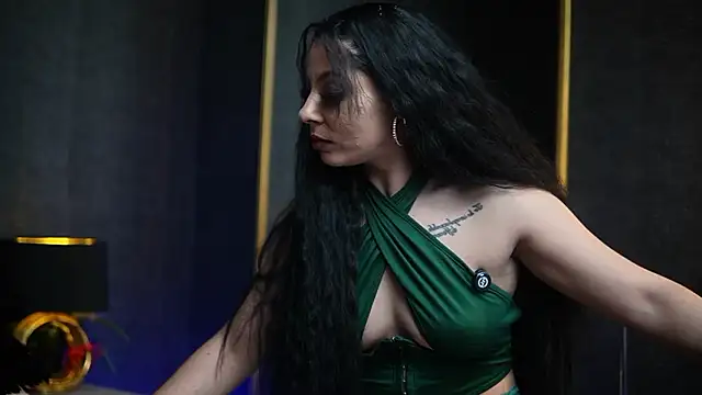 GiaEasyIce online show from February 19, 2026, 9:55 pm