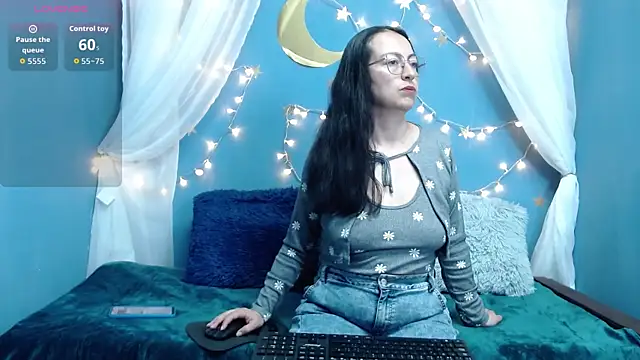 Lauryn Jones online show from January 9, 2026, 4:43 pm