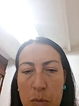 Snapshot of Lauryn_Jones chatting on July 13, 2026, 8:33 pm Lauryn Jones online show from July 13, 2026, 8:33 pm