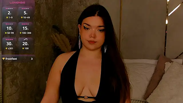 NaomiAster online show from July 4, 2026, 6:52 am