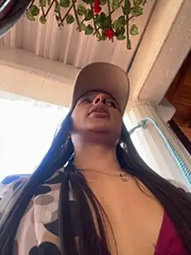 Brunettecollins05 online show from February 7, 2026, 5:27 pm