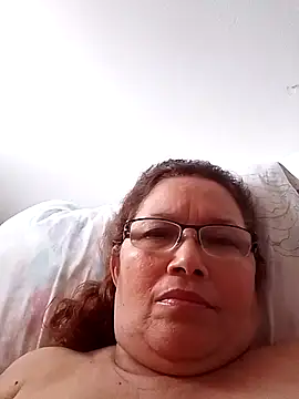 Snapshot of Cessi50 chatting on February 8, 2026, 12:41 pm Cessi50 online show from February 8, 2026, 12:41 pm