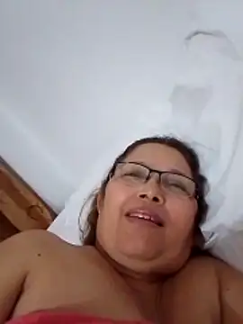 Snapshot of Cessi50 chatting on February 15, 2026, 12:07 am Cessi50 online show from February 15, 2026, 12:07 am