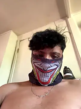 Elpichulotote20 online show from January 14, 2026, 7:19 pm