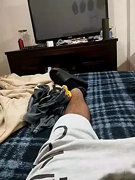 Elpichulotote20 online show from February 22, 2026, 7:51 am