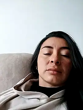 NathyMilf  online show from December 18, 2025, 2:01 pm