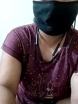 Hot  cute001 online show from November 2, 2025, 4:20 pm