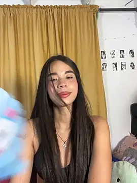 Snapshot of Milleradhara24 chatting on July 13, 2026, 2:03 am Milleradhara24 online show from July 13, 2026, 2:03 am
