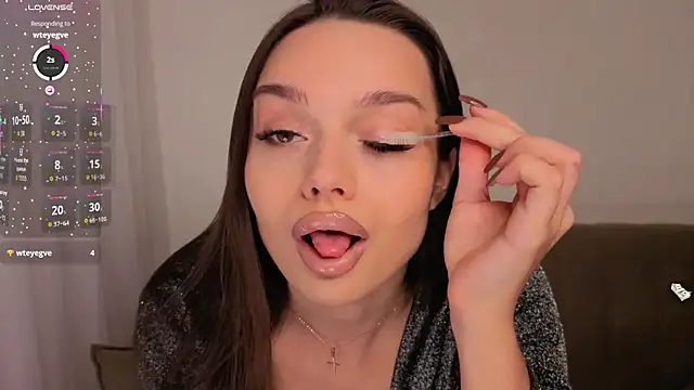 Violet Johnsonn online show from April 10, 2026, 5:34 am