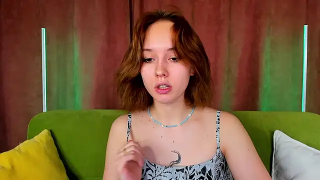 RikkiChoco online show from November 12, 2025, 8:37 am