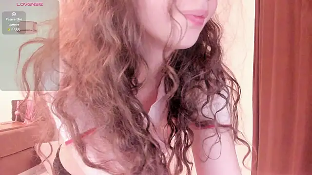 LustyDoll  online show from January 12, 2026, 8:14 pm