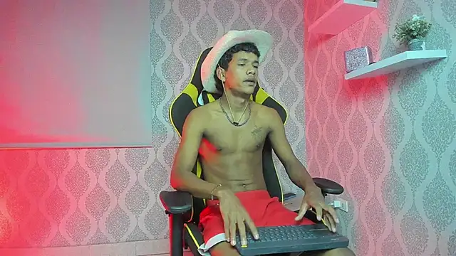 Snapshot of Boy_savoy chatting on February 15, 2026, 7:27 am Boy savoy online show from February 15, 2026, 7:27 am