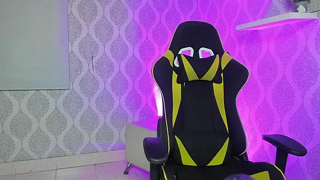 Snapshot of Boy_savoy chatting on February 21, 2026, 7:31 am Boy savoy online show from February 21, 2026, 7:31 am