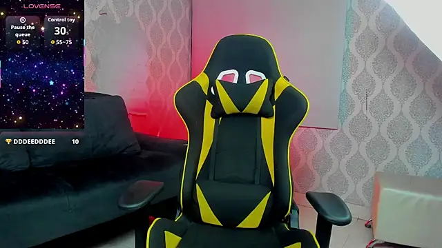 Snapshot of Boy_savoy chatting on February 28, 2026, 8:37 am Boy savoy online show from February 28, 2026, 8:37 am