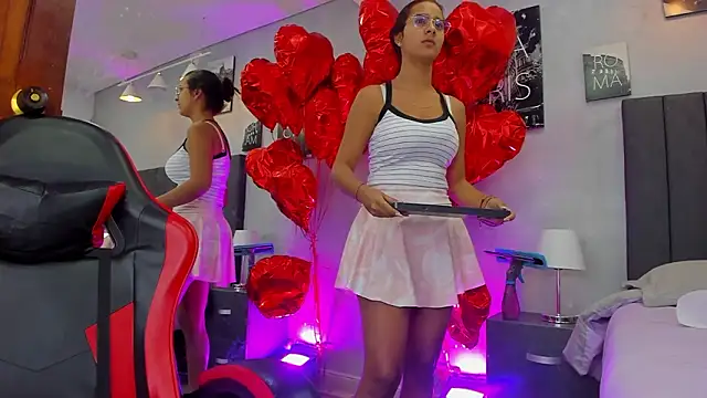 kendra london online show from February 22, 2026, 11:20 am