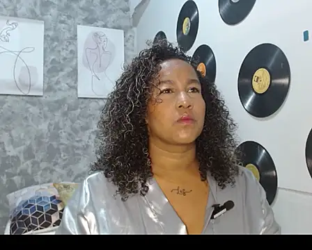 Snapshot of Ambar_foxy chatting on November 14, 2025, 7:45 pm Ambar foxy online show from November 14, 2025, 7:45 pm