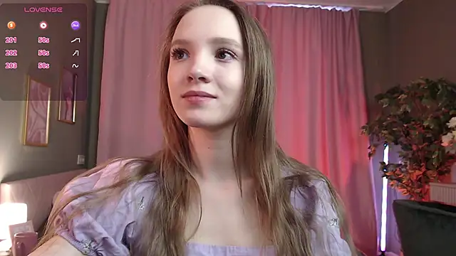 Snapshot of Adria_Arjona chatting on February 26, 2026, 7:40 am Adria Arjona online show from February 26, 2026, 7:40 am