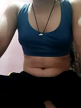 Snapshot of Likitha_Kumari chatting on November 5, 2025, 10:48 am Likitha Kumari online show from November 5, 2025, 10:48 am