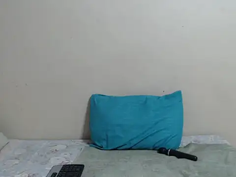 SexyLipss  online show from March 16, 2026, 5:50 pm