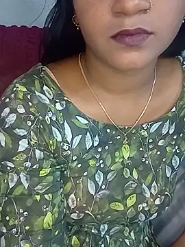 Snapshot of Neha533 chatting on June 6, 2026, 5:50 pm Neha533 online show from June 6, 2026, 5:50 pm