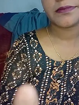 Snapshot of Neha533 chatting on June 14, 2026, 7:49 pm Neha533 online show from June 14, 2026, 7:49 pm