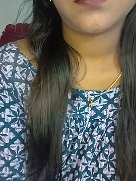 Snapshot of Neha533 chatting on June 16, 2026, 6:21 pm Neha533 online show from June 16, 2026, 6:21 pm