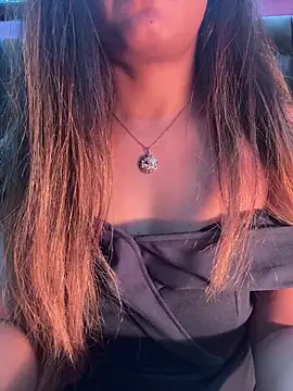 Angel-pune001 online show from December 23, 2025, 7:28 am