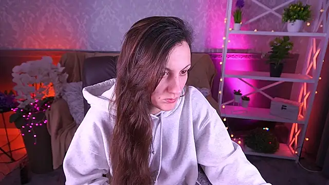 Snapshot of ZafiraMoonn chatting on February 10, 2026, 1:48 pm ZafiraMoonn online show from February 10, 2026, 1:48 pm