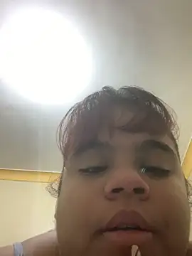 Snapshot of Ari_nny chatting on November 18, 2025, 4:06 am Ari nny online show from November 18, 2025, 4:06 am