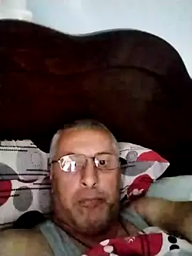 Snapshot of KAXABE11 chatting on November 21, 2025, 6:39 pm KAXABE11 online show from November 21, 2025, 6:39 pm