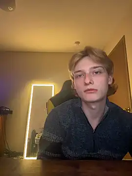 Snapshot of craynderain chatting on November 3, 2025, 1:29 am craynderain online show from November 3, 2025, 1:29 am