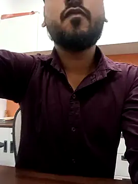 Snapshot of naughtyboyjii chatting on November 3, 2025, 10:05 am naughtyboyjii online show from November 3, 2025, 10:05 am