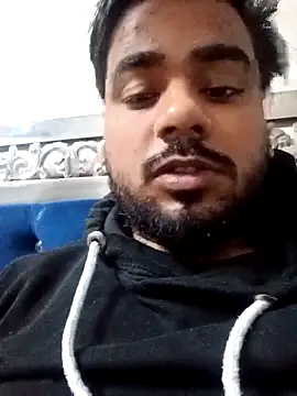 naughtyboyjii online show from November 12, 2025, 4:13 am