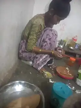 Jooli cuty online show from November 9, 2025, 12:09 am