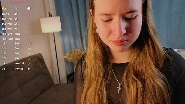 Snapshot of MowasaBritten chatting on February 17, 2026, 3:40 pm MowasaBritten online show from February 17, 2026, 3:40 pm