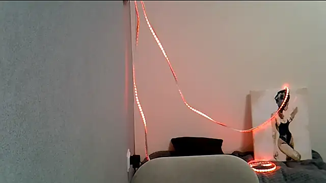 KiraHoney online show from February 10, 2026, 8:13 pm