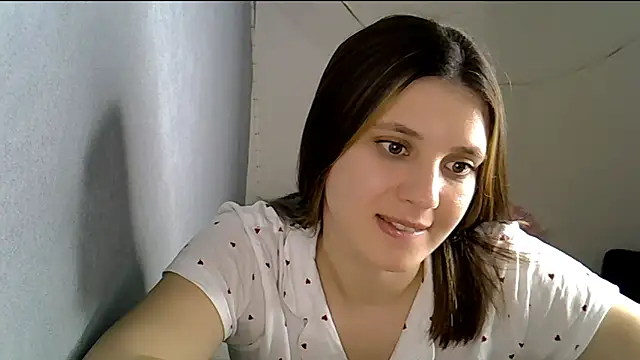 KiraHoney online show from March 30, 2026, 6:42 pm