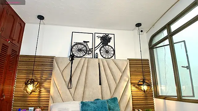 Snapshot of KimberlyFox_t chatting on April 16, 2026, 12:17 pm KimberlyFox t online show from April 16, 2026, 12:17 pm