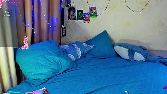 DragonflyLiza online show from February 28, 2026, 12:50 pm