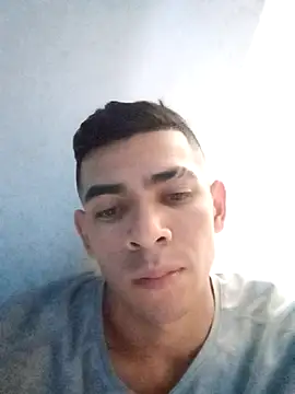 Drian1010 online show from November 3, 2025, 5:36 pm