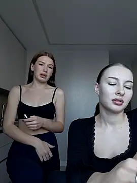 MelissaPinkiss online show from December 5, 2025, 12:25 pm