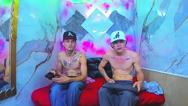 Snapshot of Kevinperlas chatting on November 17, 2025, 7:41 pm Kevinperlas online show from November 17, 2025, 7:41 pm