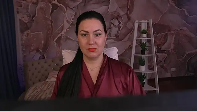 VelvetLuck online show from November 25, 2025, 5:46 pm