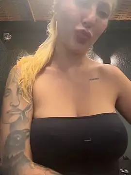 melisboa online show from February 10, 2026, 3:32 am