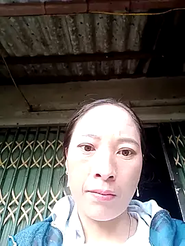 Snapshot of oanh-oanhbay chatting on November 5, 2025, 11:49 pm oanh-oanhbay online show from November 5, 2025, 11:49 pm