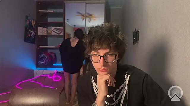 t files x online show from February 3, 2026, 3:15 am