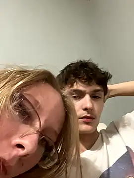 Snapshot of Witness_Us chatting on November 4, 2025, 7:18 am Witness Us online show from November 4, 2025, 7:18 am