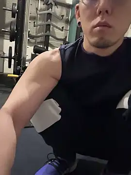 Snapshot of ippei0001 chatting on December 2, 2025, 4:13 pm ippei0001 online show from December 2, 2025, 4:13 pm