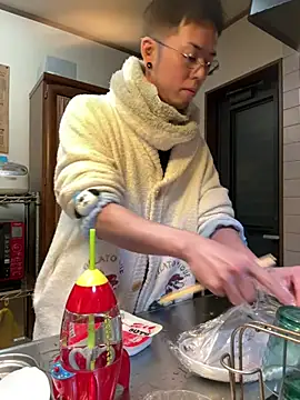 Snapshot of ippei0001 chatting on January 11, 2026, 2:44 pm ippei0001 online show from January 11, 2026, 2:44 pm